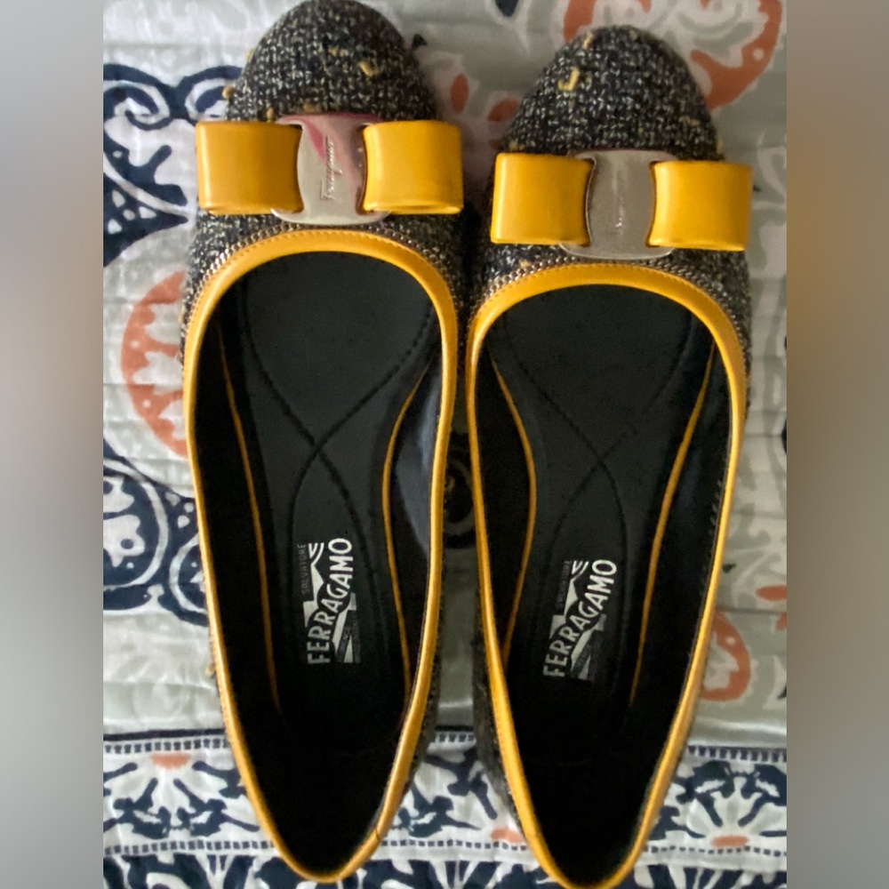 Salvatore Ferragamo Varina ballet flats 7.5